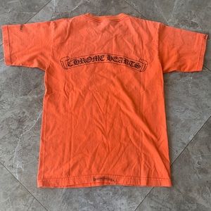 Chrome Hearts orange logo scroll tee